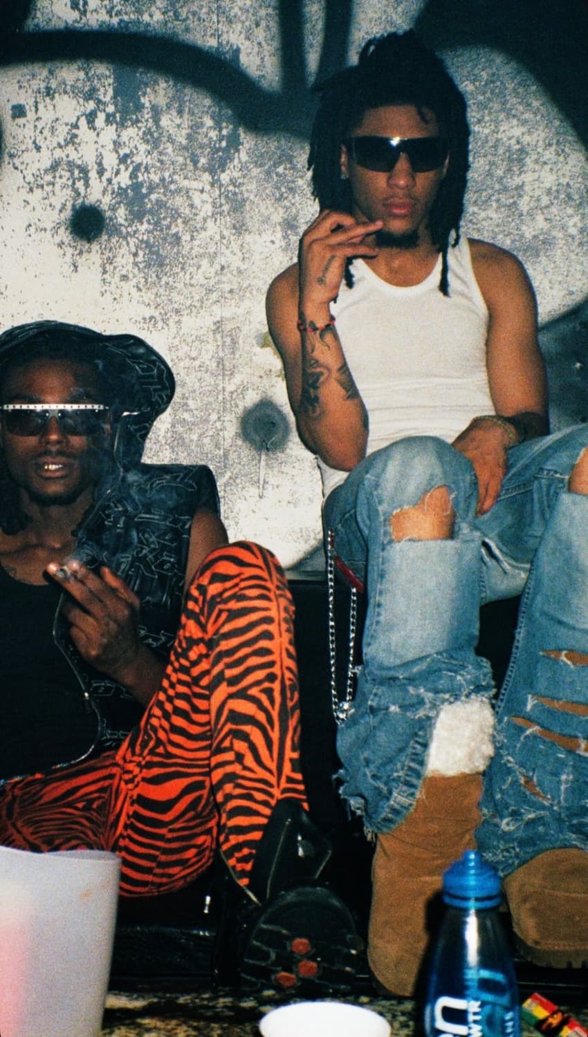 급처) born from pain sicko 레더 후디드 베스트 상품이미지1