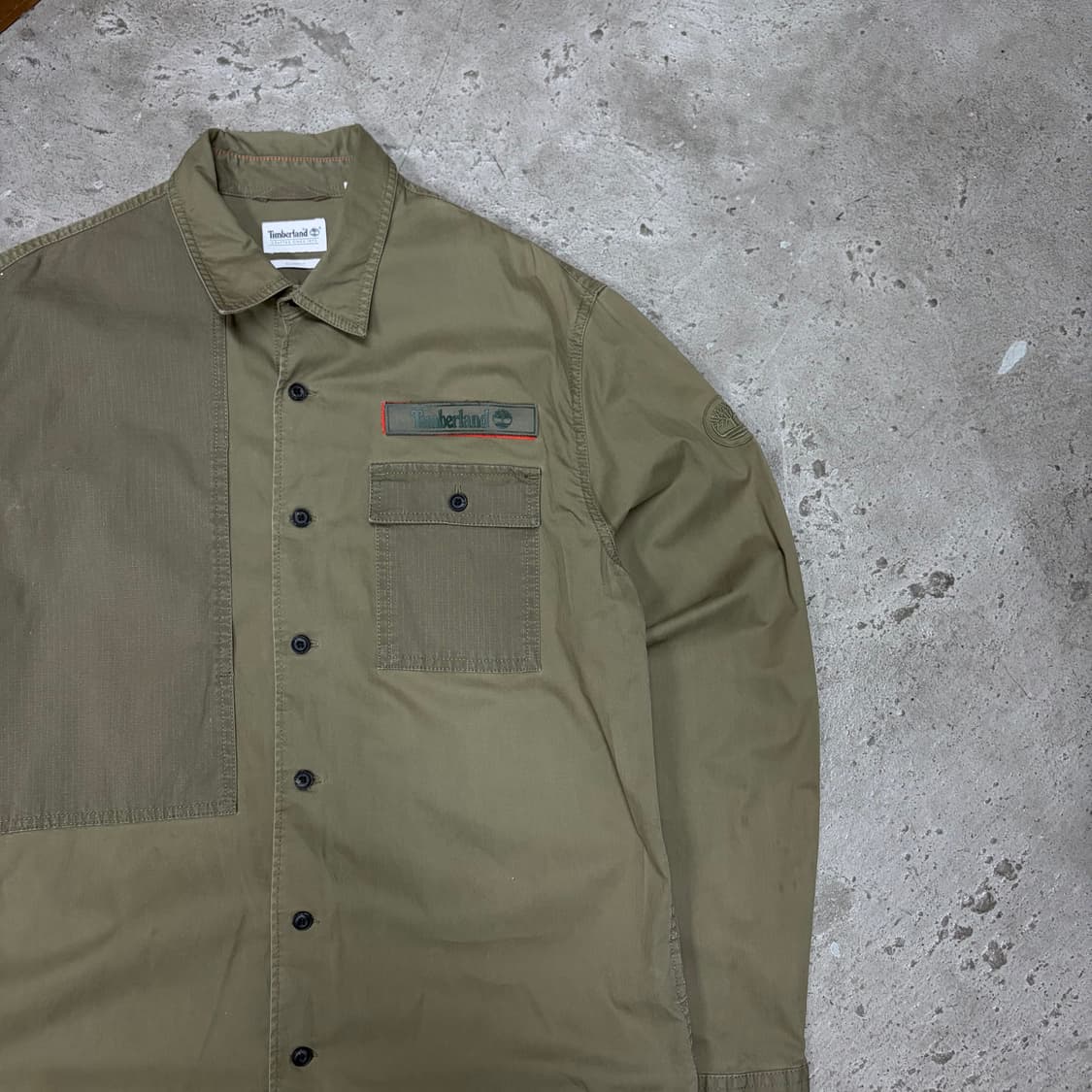 팀버랜드 카키 워크 셔츠[2336] 상품이미지3