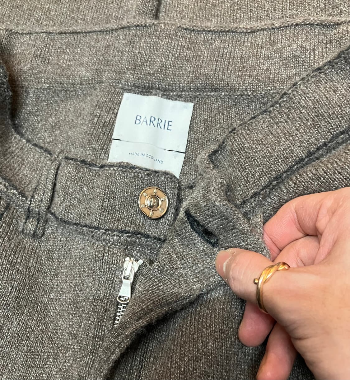 BARRIE 베리 - 캐시미어 플레어 팬츠 상품이미지5