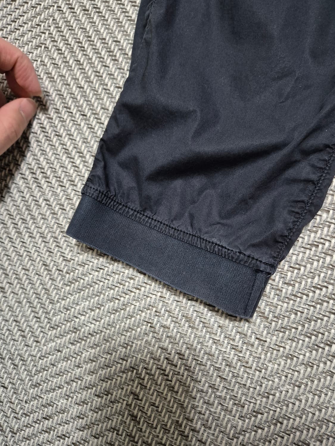 정품 스톤아일랜드 카고조거팬츠 30 블랙 상품이미지4