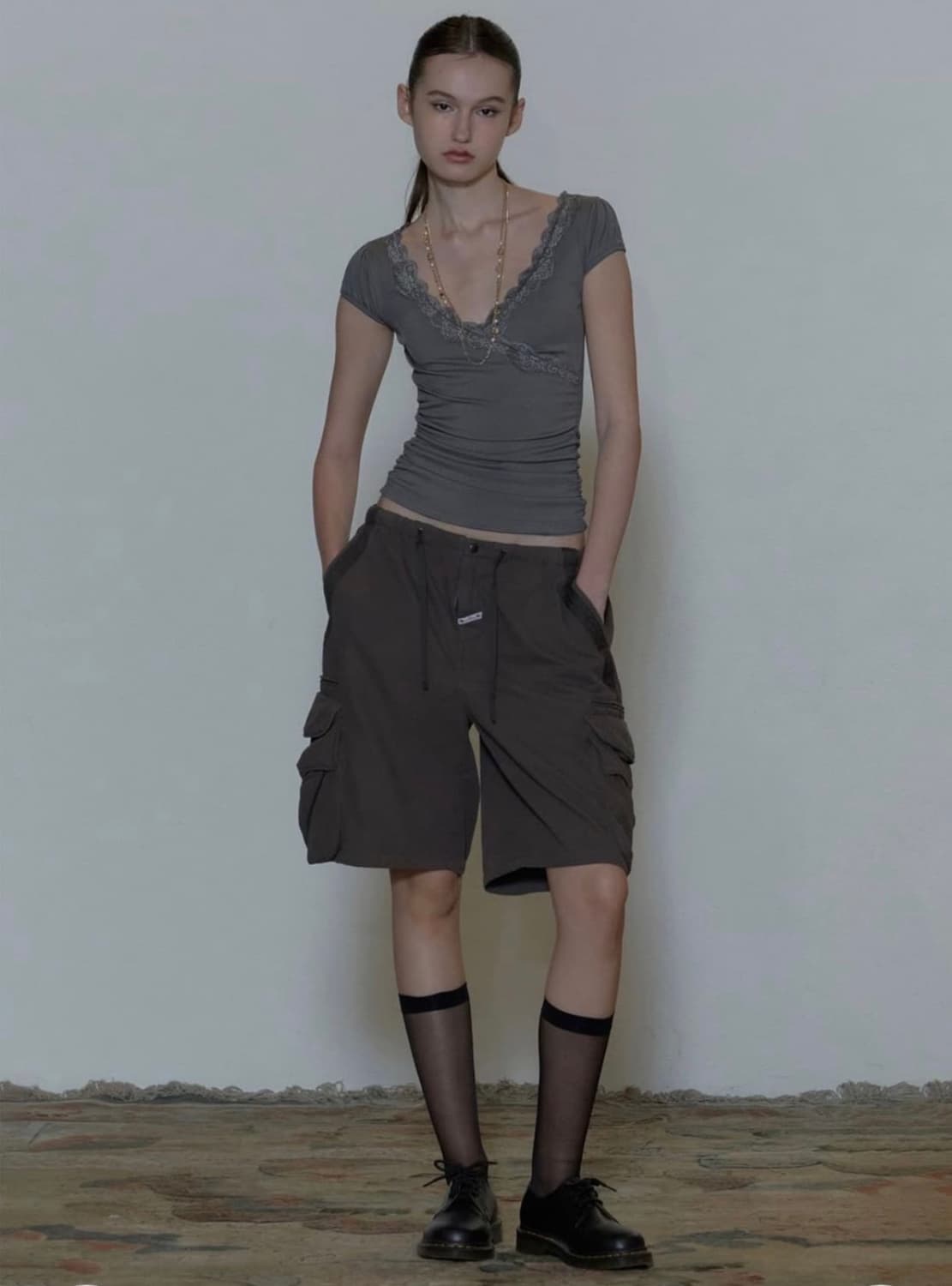 [Sculptor] Lace trim wrap tee Charcoal 상품이미지1