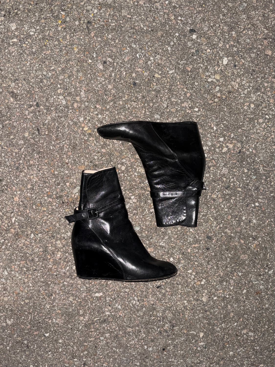 Christian Louboutin Wedge Ankle Boots 상품이미지2