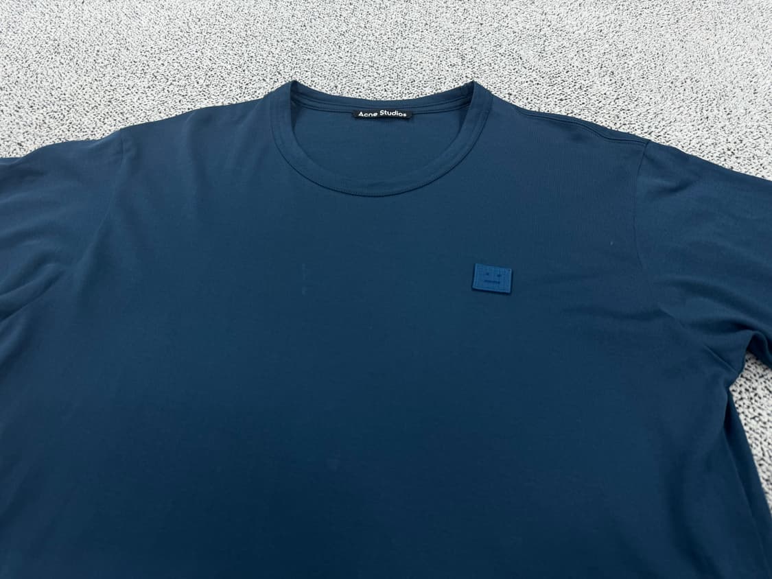 아크네스튜디오 신형 페이스로고 반팔티 상품이미지2