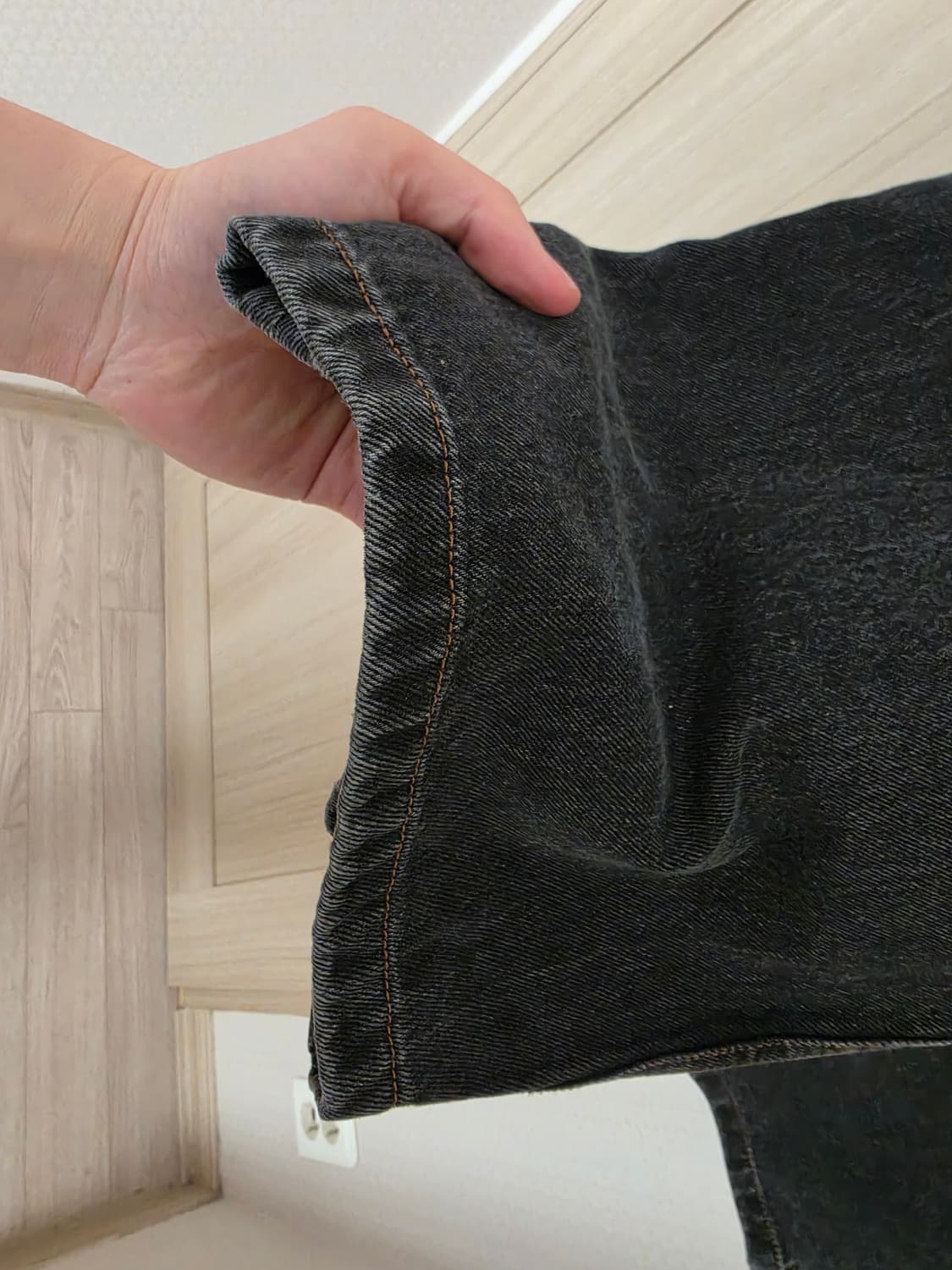 벨리에 와이드 데님 흑청제품 판매합니다.s사이즈 상품이미지4