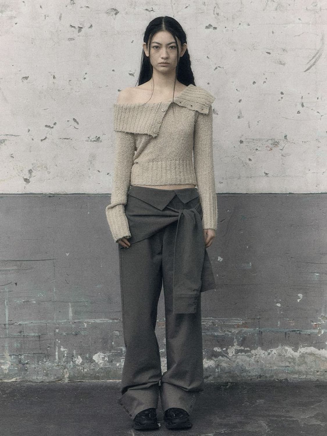 보헤미안서울 오프숄더 니트 상품이미지1