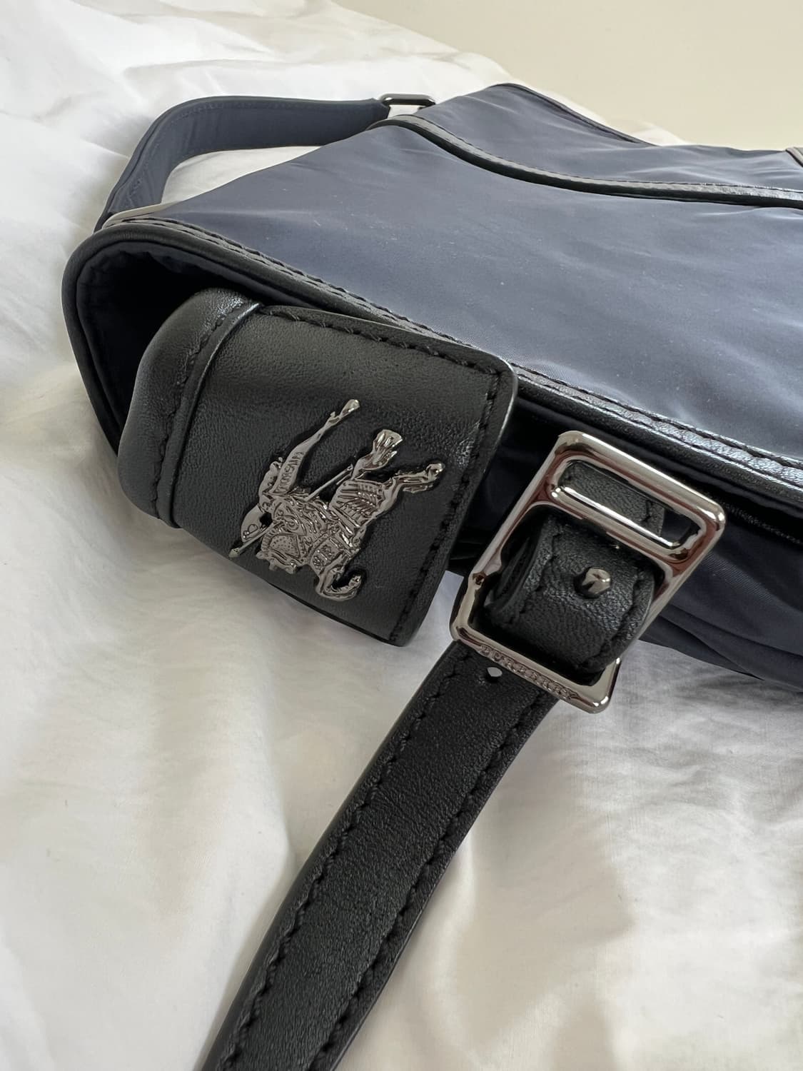 버버리 네이비 나일론 2way 백팩 토트백 상품이미지9