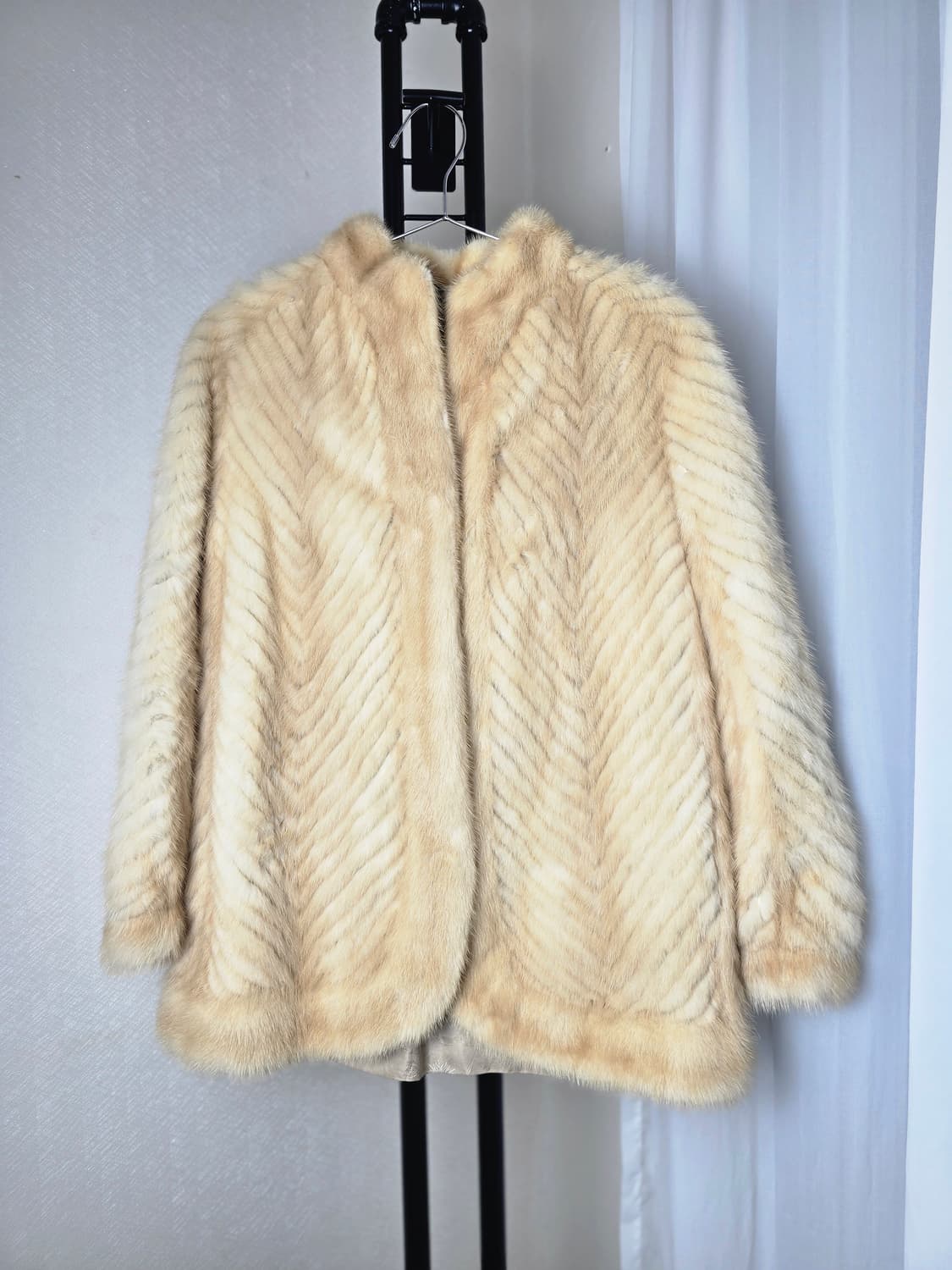 밍크코트 (크림색) 상품이미지1