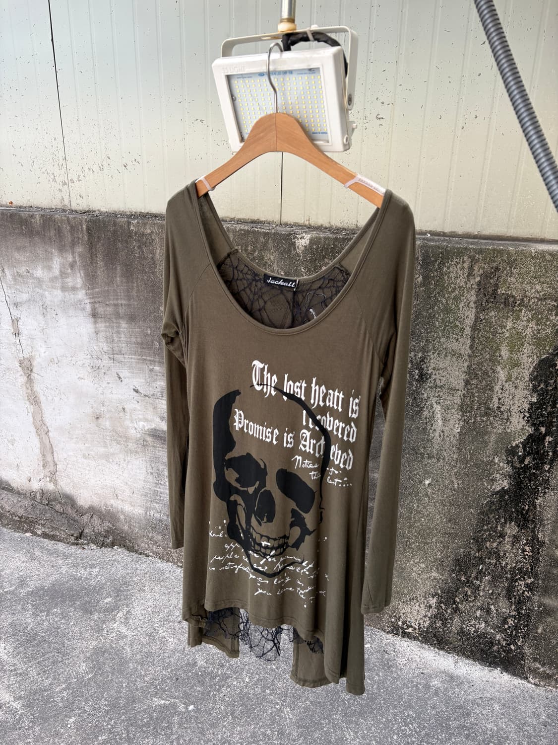 JACKALL 스컬 프린트 레이스 시스루 탑 티셔츠 상품이미지3