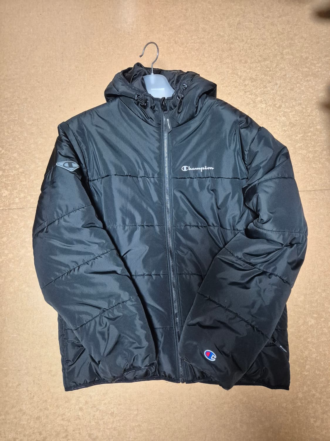[US] Champion 스크립트 로고 PUFFER 패딩 (BLACK)  상품이미지1