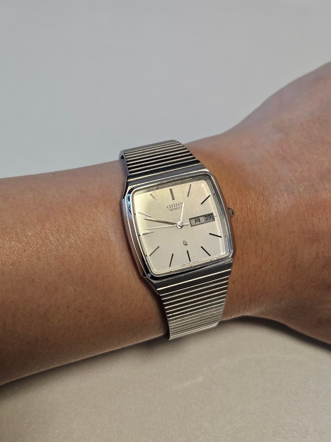 시티즌 쿼츠 빈티지 사각 메탈 시계 상품이미지2