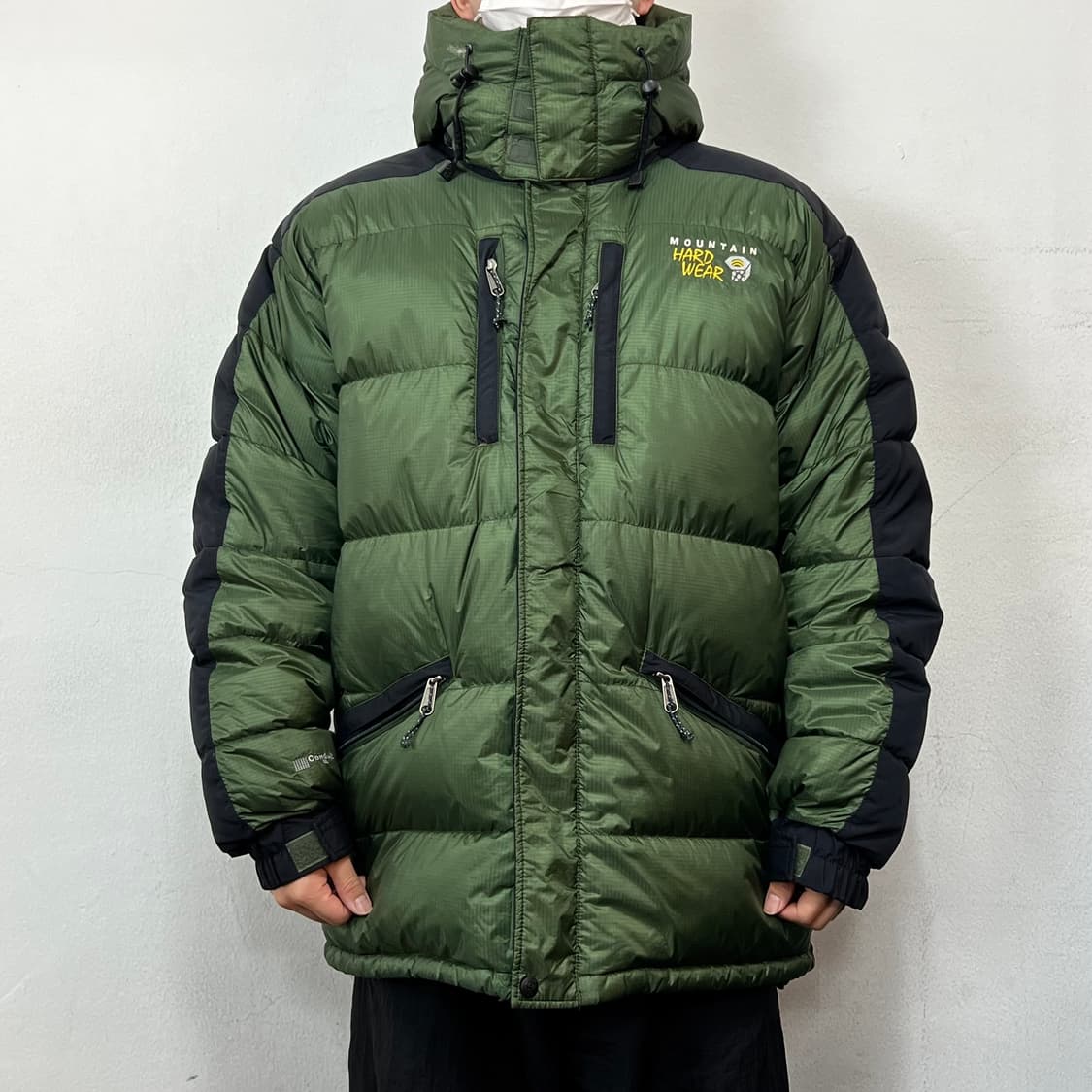 마운틴 하드웨어 OG 콘듀잇 SL 테크 패딩자켓 상품이미지2