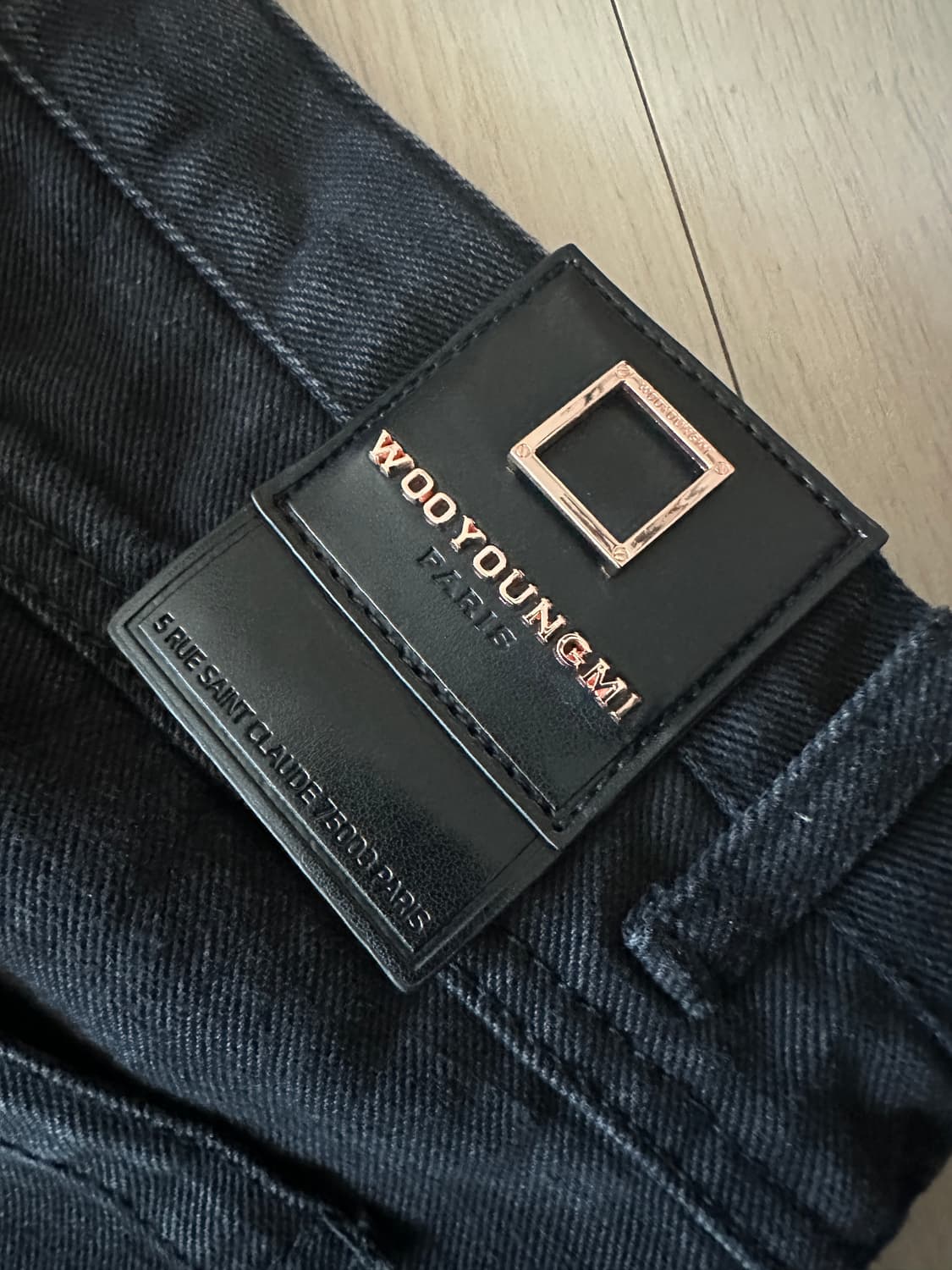 우영미 롱스트레이트 체크 블랙 데님 팬츠 상품이미지4