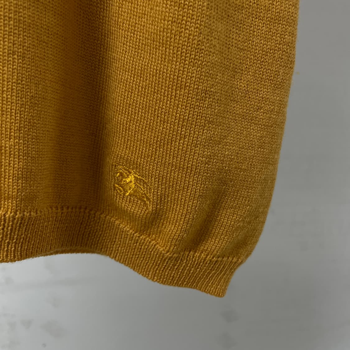 버버리 반팔 목폴라 니트 L(W) 상품이미지4