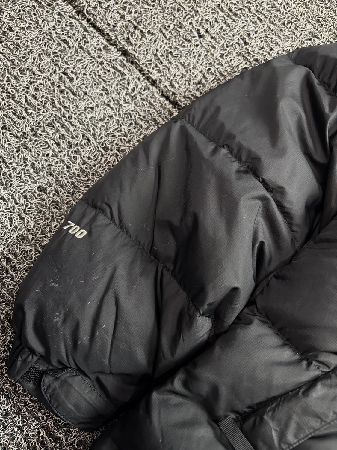 노스페이스 레트로 눕시 다운 푸퍼 패딩 아스팔트 그레이 2058 상품이미지3