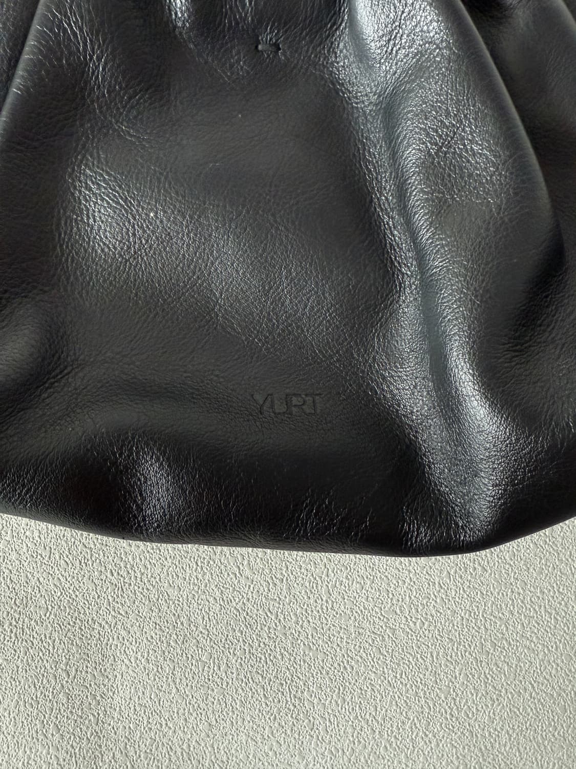 유르트(YURT) 레더 크로스백 상품이미지3