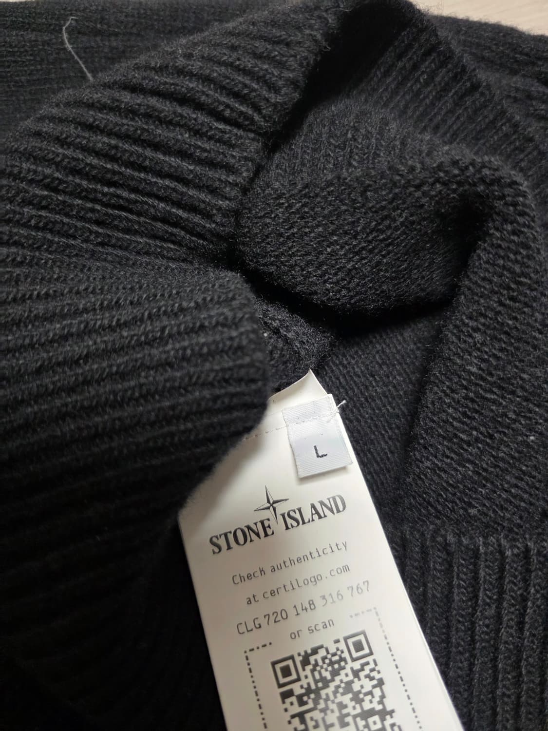 스톤아일랜드 램스울 508A3 크루넥 니트 블랙L 팝니다. 상품이미지4