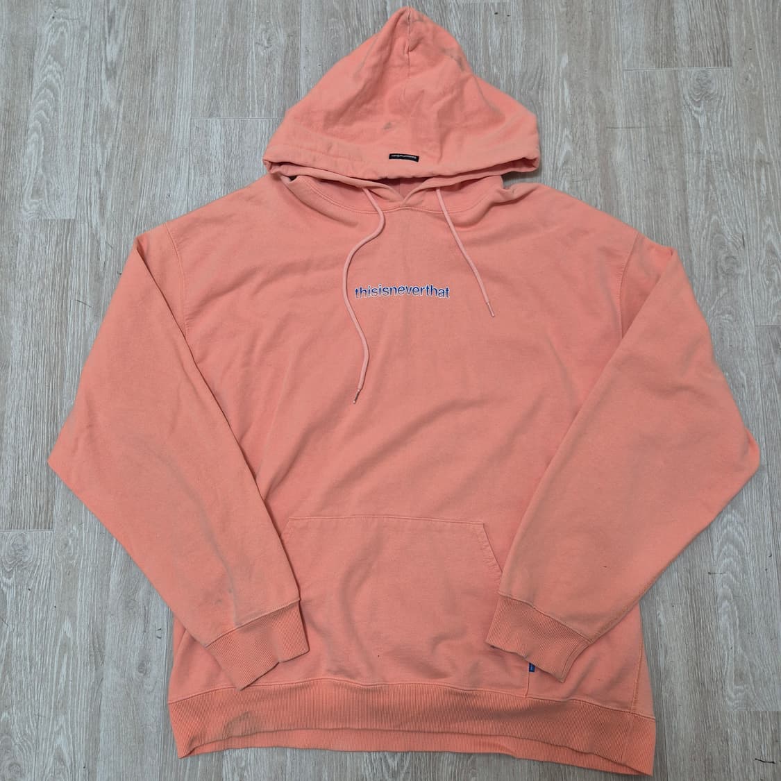 디스이즈네버댓 스몰 나염 로고 코튼 오버핏 후드티 상품이미지1