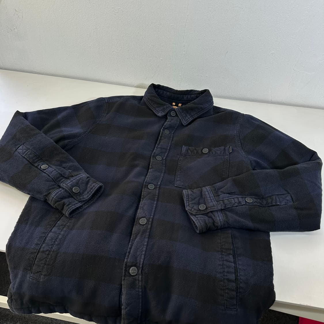 L 팀버랜드 검곤 안감양털 플란넬점퍼 상품이미지1