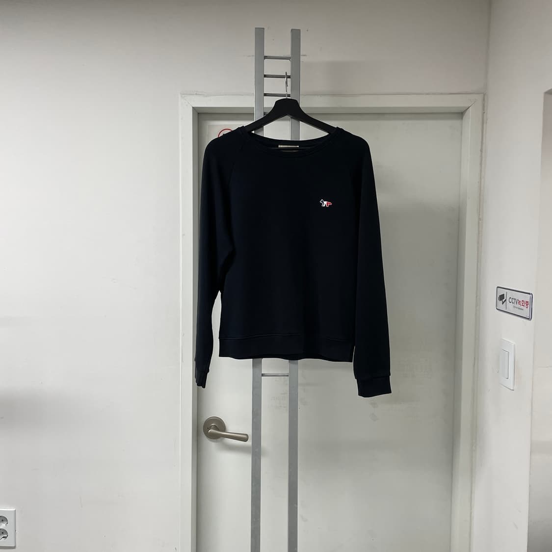 메종키츠네 블랙 맨투맨 M 상품이미지1