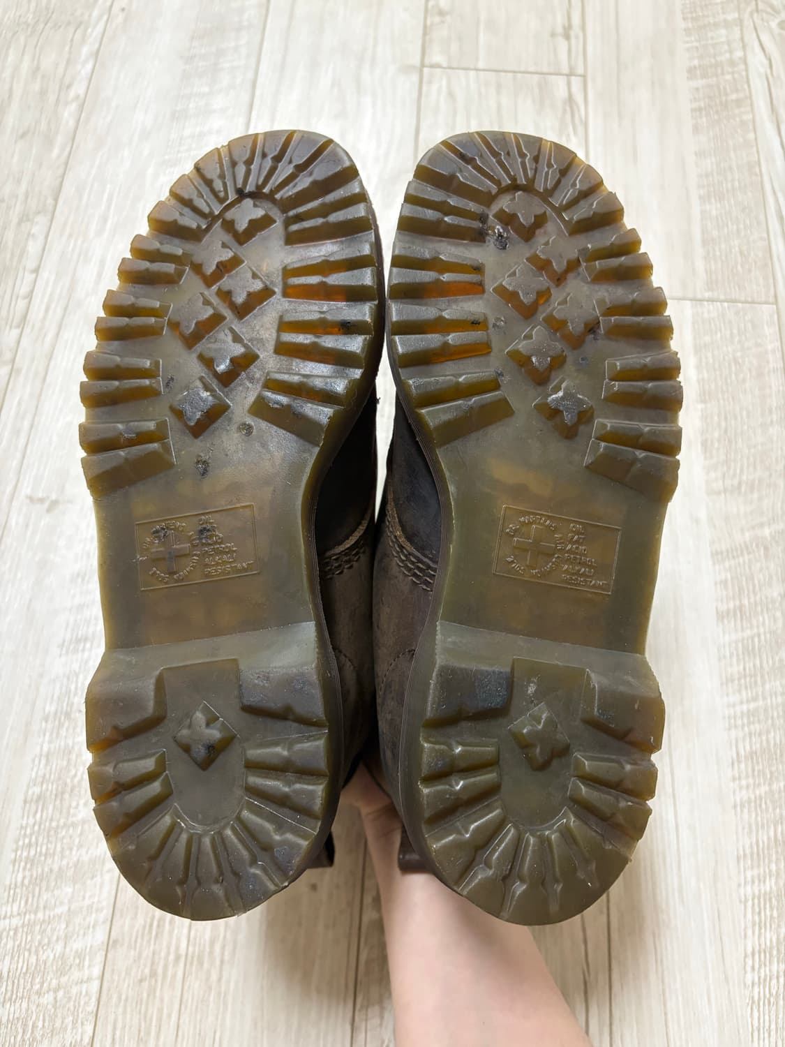 닥터마틴 6홀 크레이지홀스 270 상품이미지6