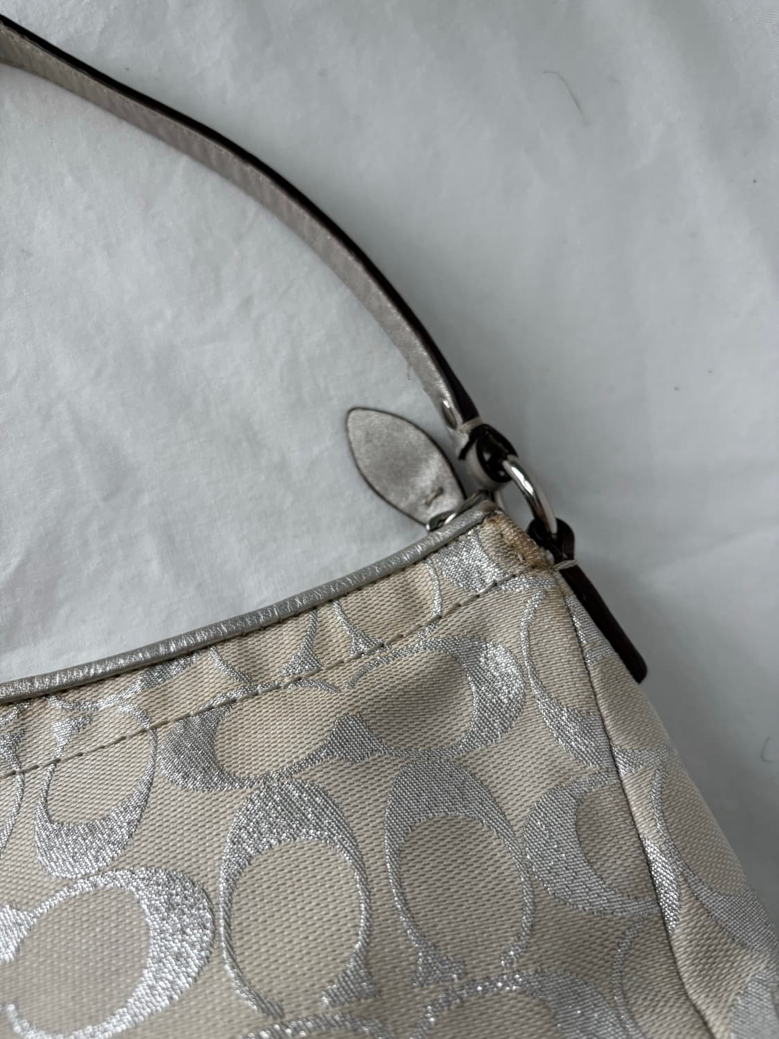 Coach silver ivory shoulder bag 상품이미지5