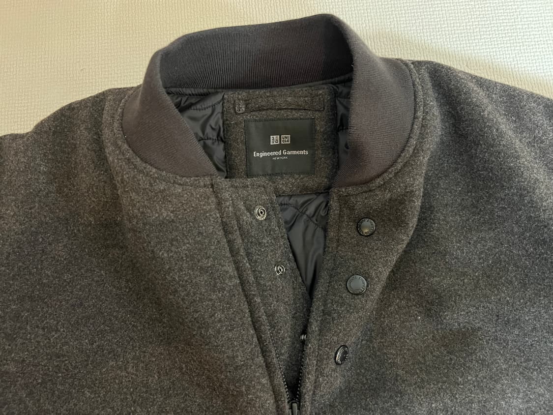 무료배송 - 유니클로 x 엔지니어드 가먼츠 MA-1 쇼트 블루종(그레이) 상품이미지2