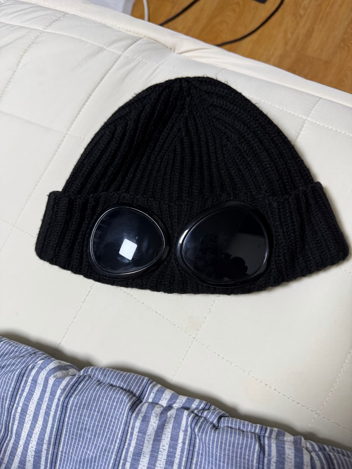 cp컴퍼니 비니 상품이미지1