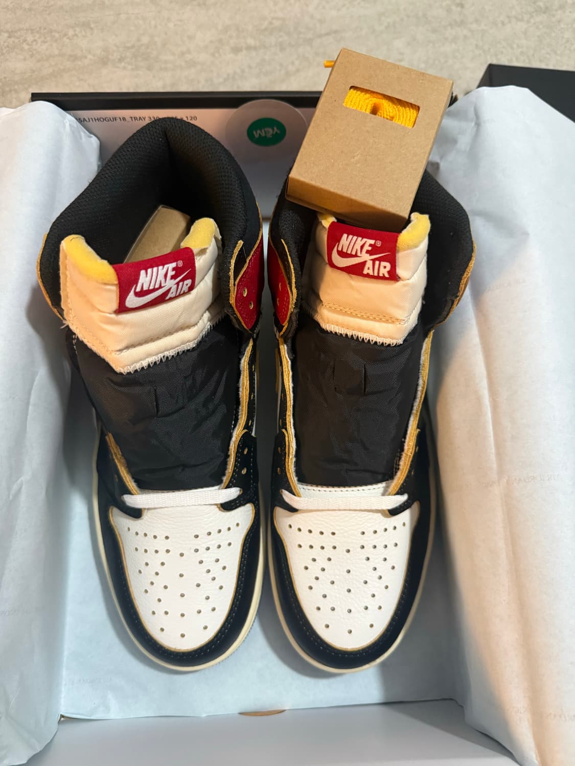 [새상품] 나이키 조던1 프라그먼트 유니온 블랙 앤 바시티 레드 270 상품이미지1