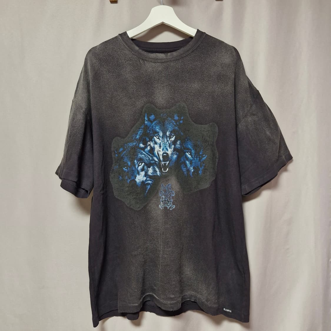 카미야 wolf distressed 티셔츠 상품이미지1