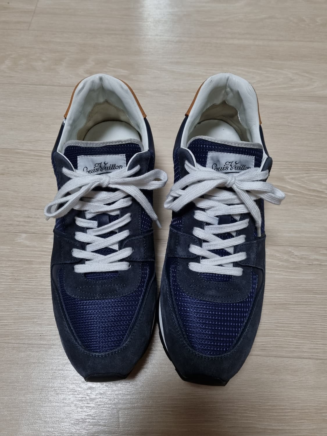 루이비통 런어웨이 아베스 스니커즈 신발 상품이미지2