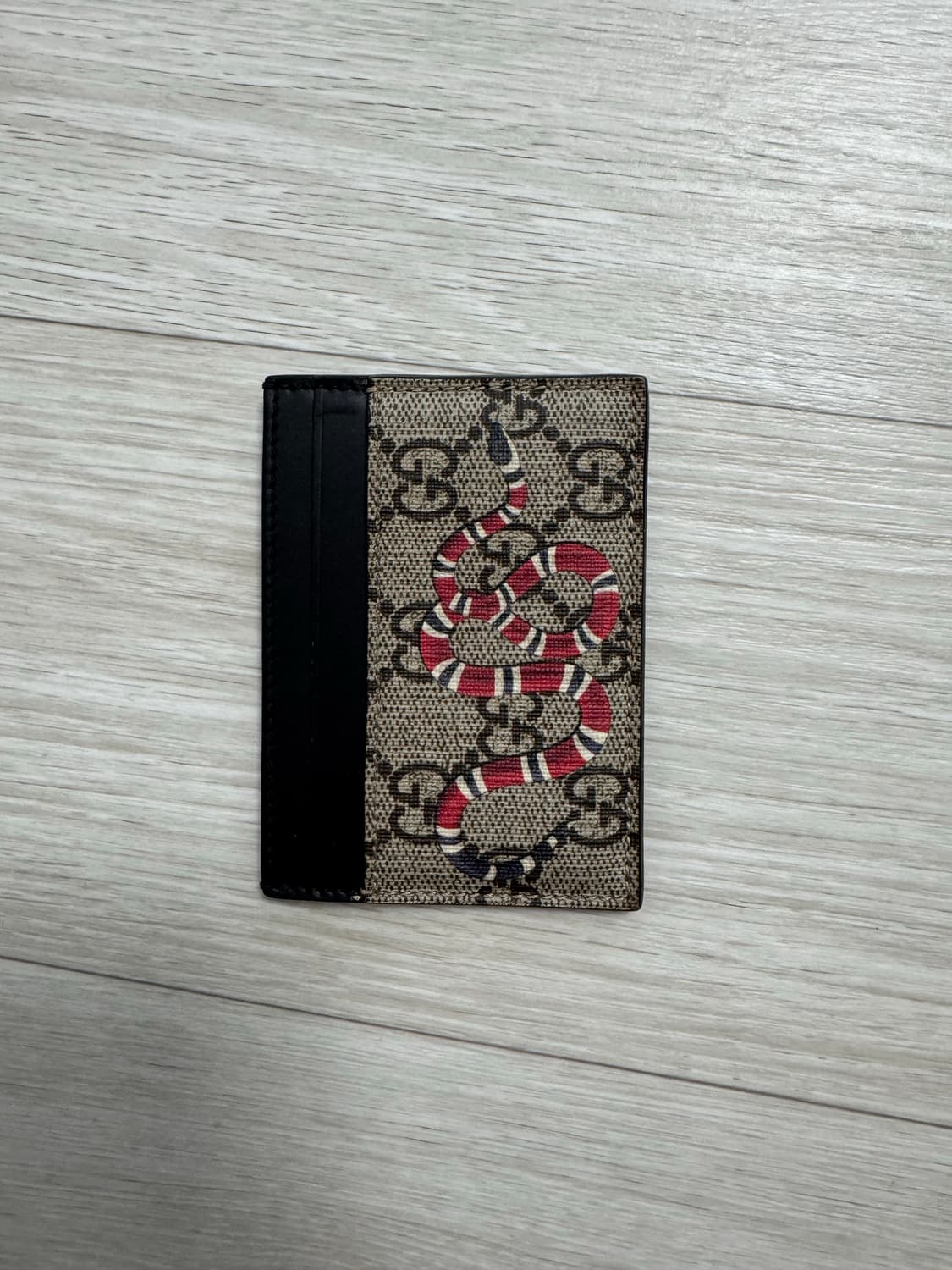 구찌 스네이크 카드지갑 상품이미지2