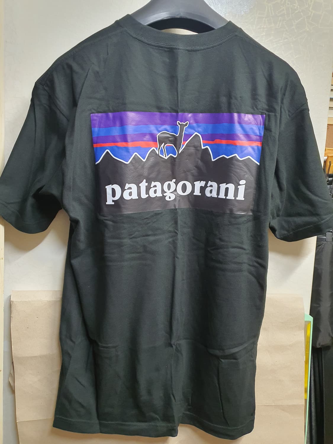 파타고라니 패러디 반팔티셔츠  상품이미지1