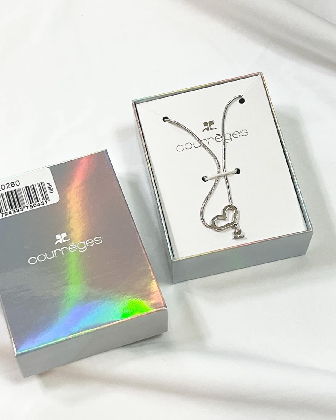 (새상품)꾸레쥬 로고 목걸이 상품이미지2