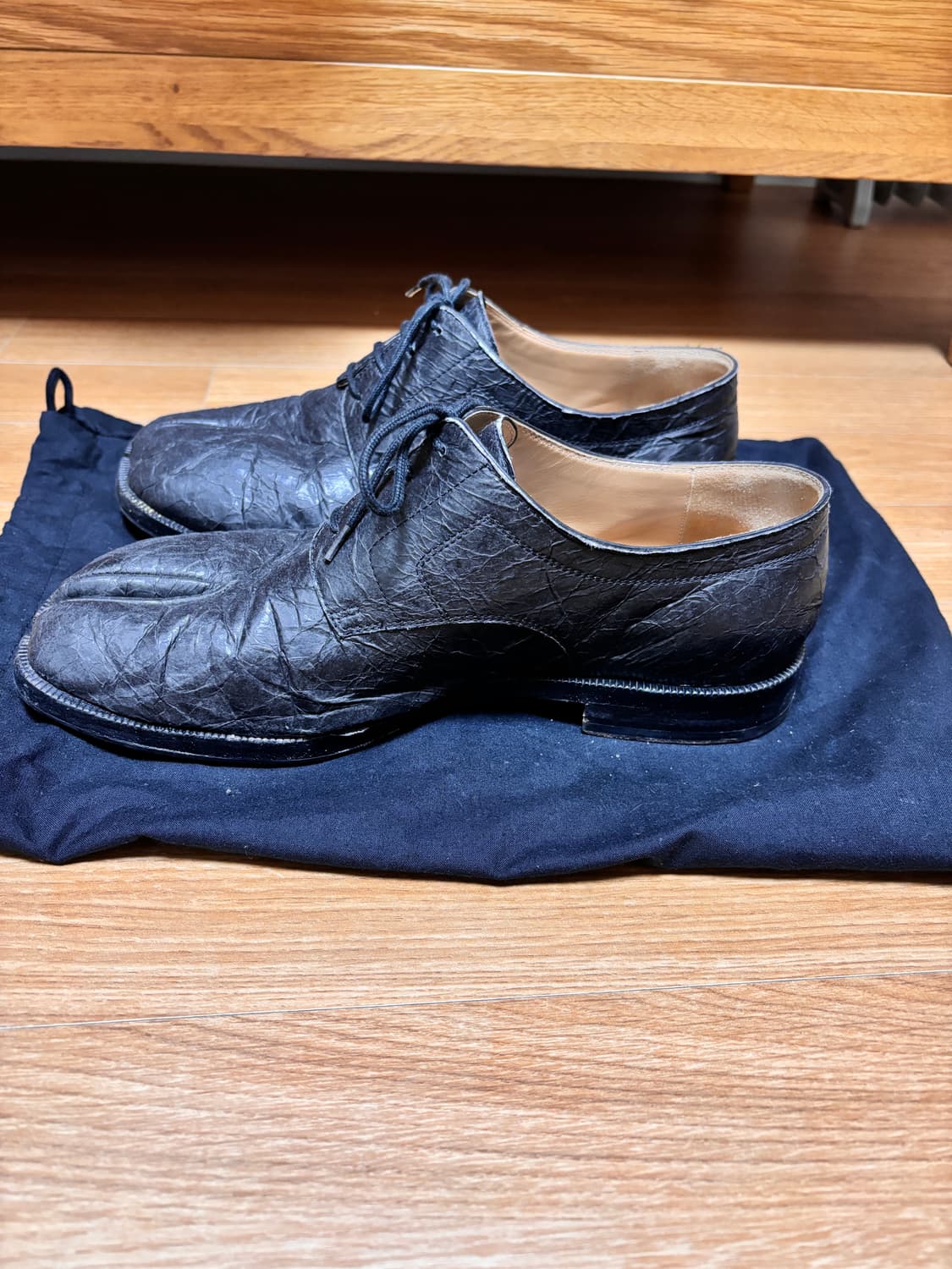 메종 마르지엘라 페이퍼 이펙트 타비 더비 슈즈 (42) 상품이미지6