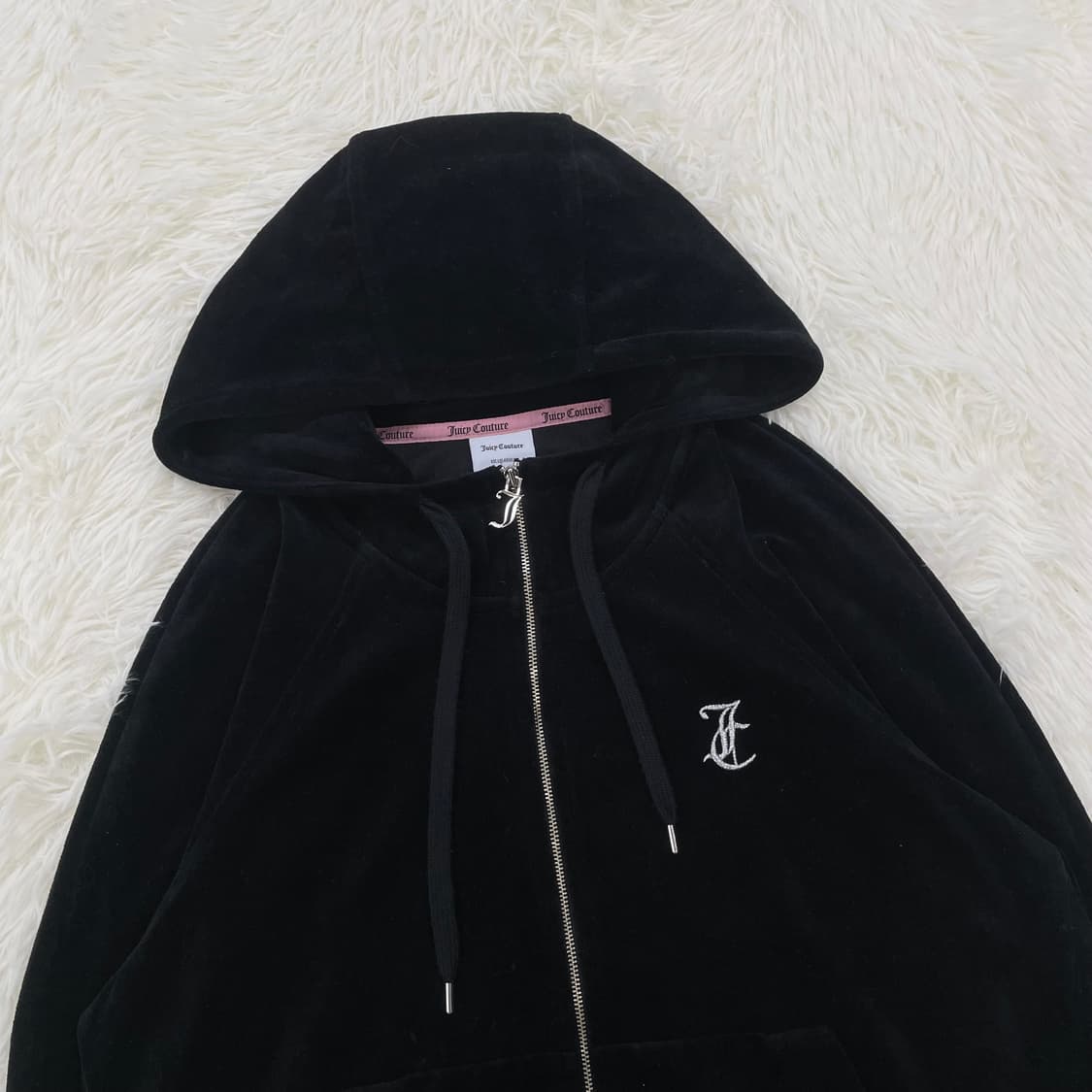 쥬시꾸띄르 벨루어 큐빅 후드집업 블랙 상품이미지5