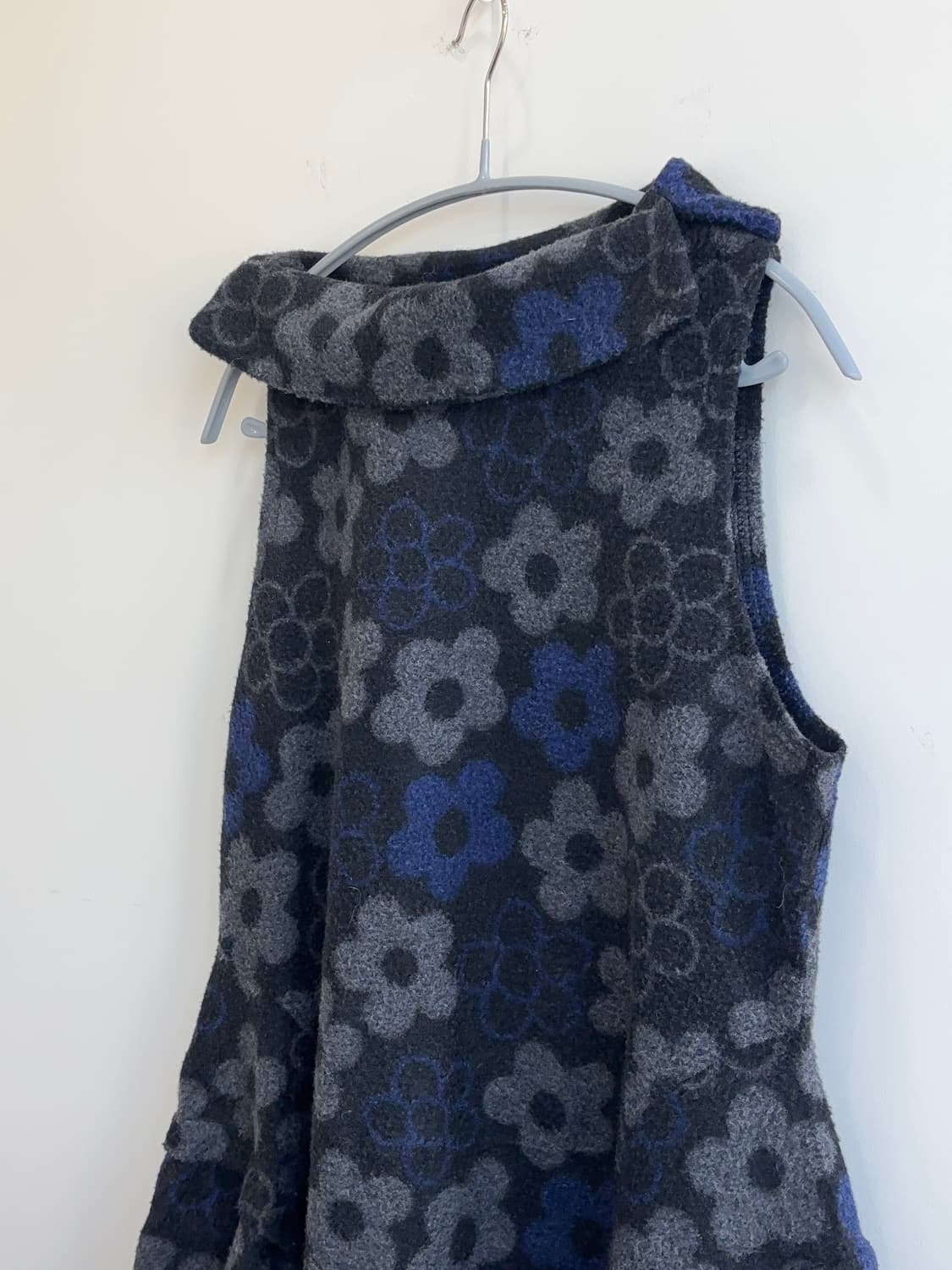 플라워 모티브 플레어 부클 풀오버원피스 상품이미지2