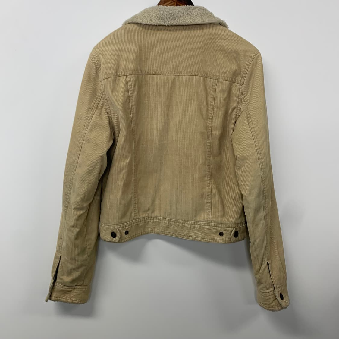 아베크롬비 베이지 코듀로이 양털 자켓 상품이미지4