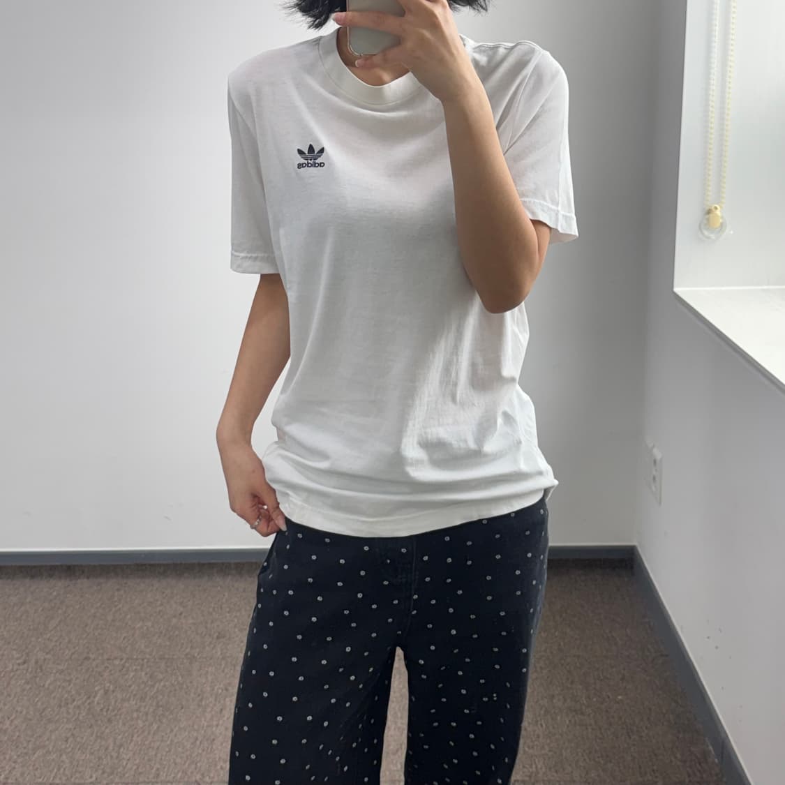 Adidas 아디다스 파이어로고 화이트 반팔 상품이미지2