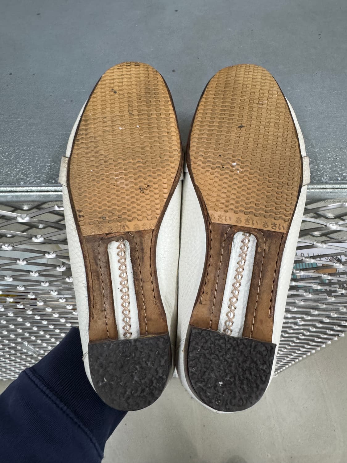 셀린느 플랫 로퍼 37 상품이미지8