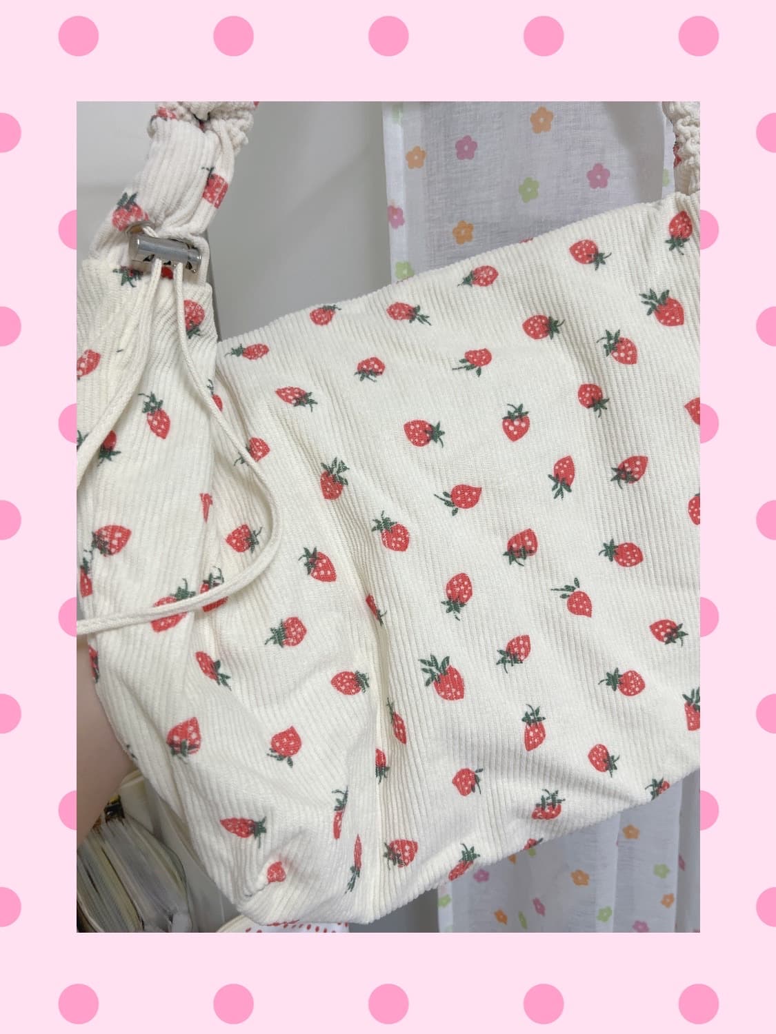 딸기 코듀로이 크로스백🍓 상품이미지2