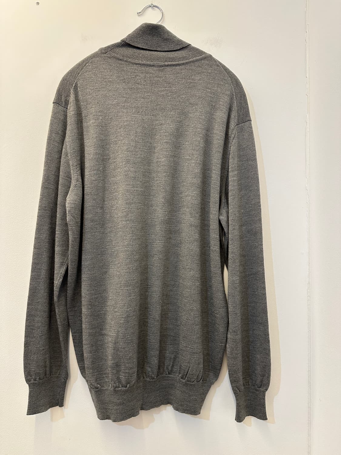 XL) 휴고 보스 그레이 얇은 니트티 목티 상품이미지2