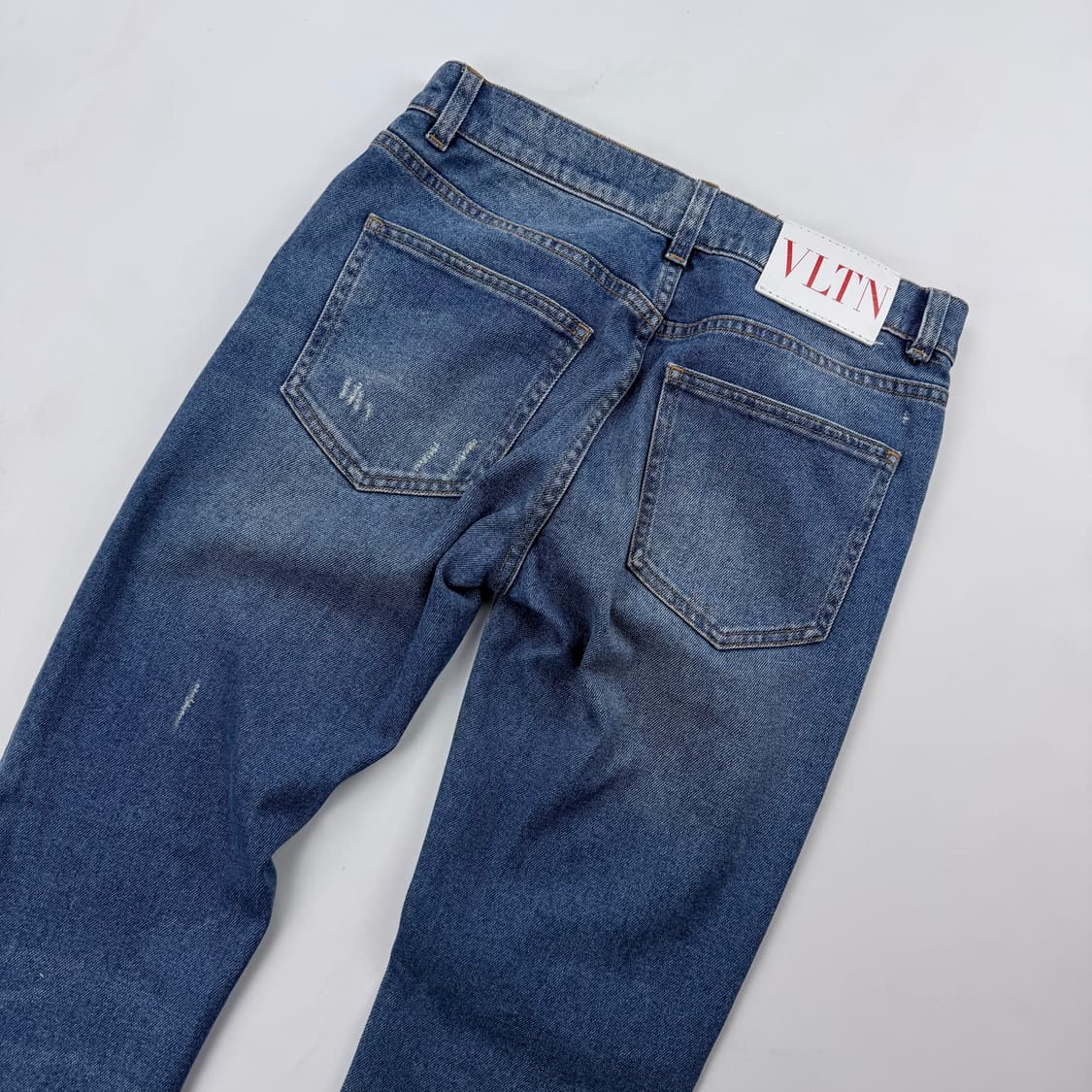 발렌티노 VLTN 가죽패치 워싱 진 상품이미지2