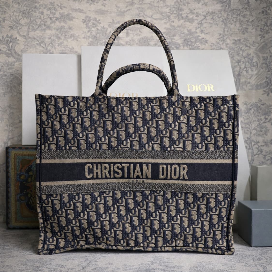 {클로젯}[L][신형]디올 북 토트백 상품이미지1