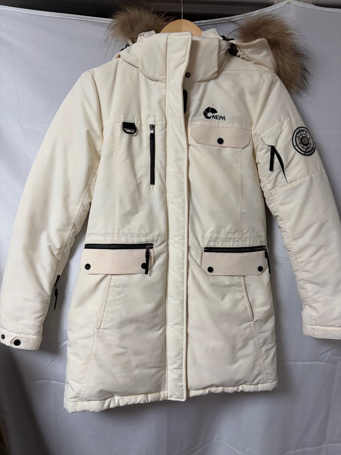 여성 Nepa 패딩 판매합니다.  상품이미지1