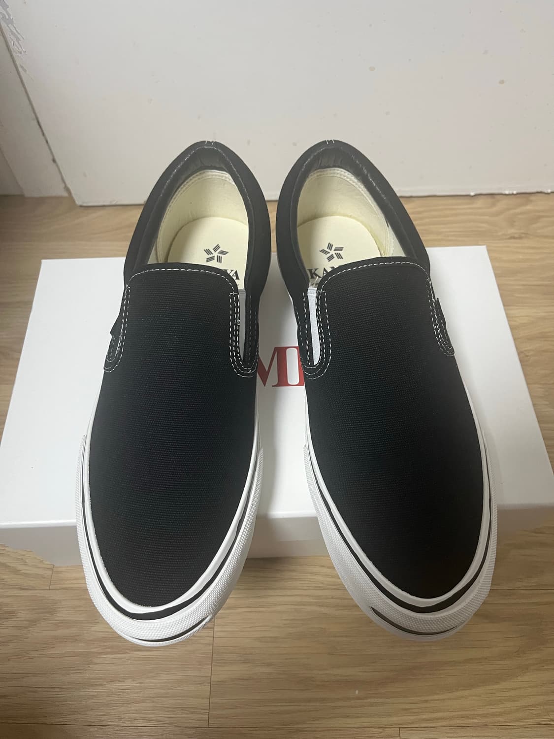 카미야 코넬 블랙 44 G14FW701 상품이미지1
