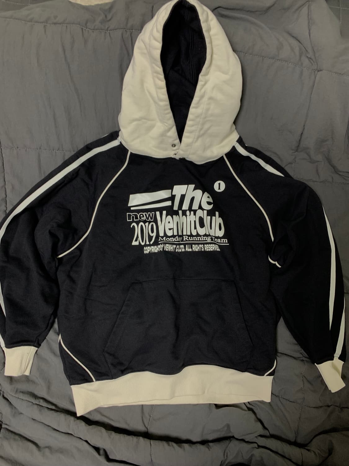 벤힛 블랙 후드티 사이즈 L 상품이미지1