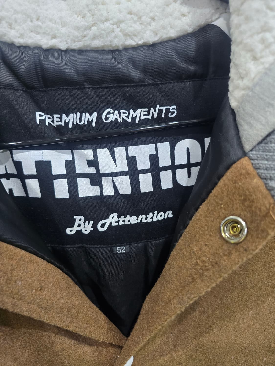 Attention 브라운 후드 스타디움 자켓 상품이미지4