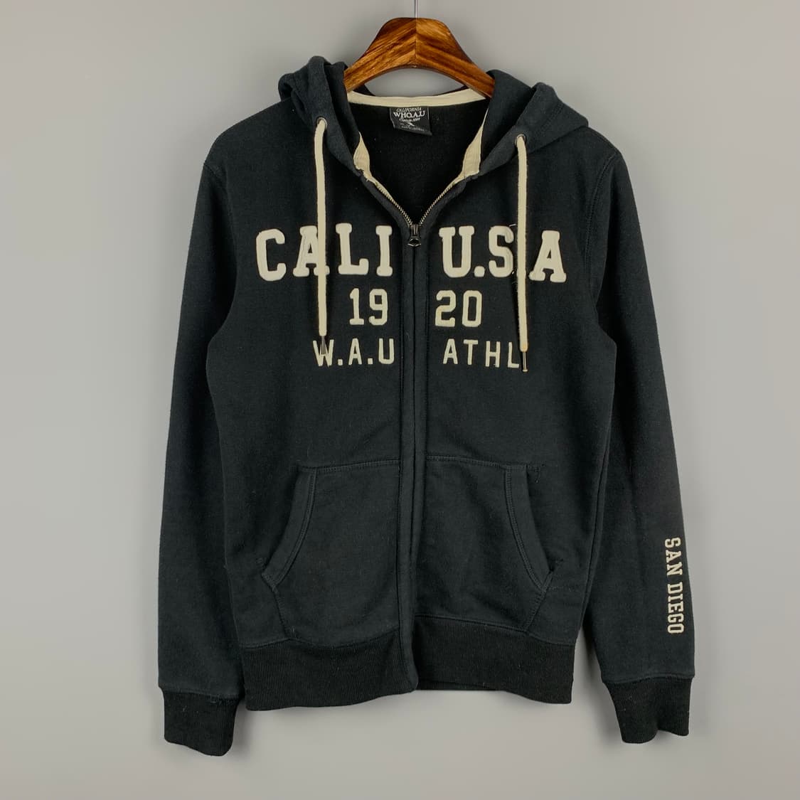 후아유 y2k 와투케 블랙 후드집업 상품이미지2