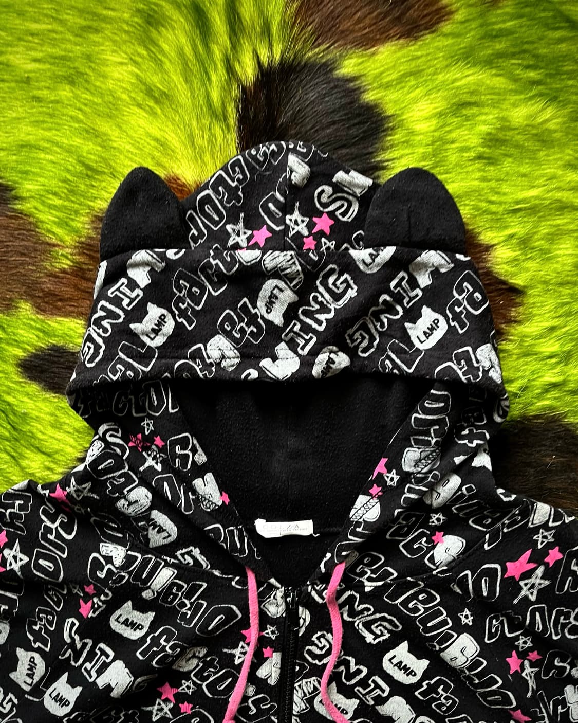 COLZA Graphic Pattern Ears Hood Zip-up 상품이미지5