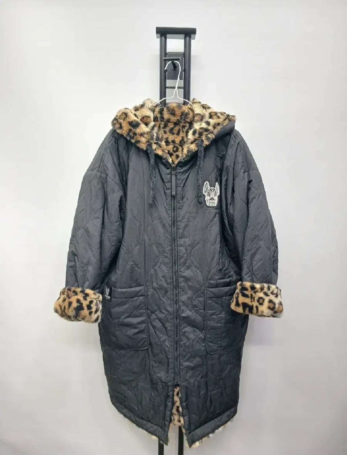 남성 라이프워크  레오파드후드 리버시블 롱패딩L 상품이미지5